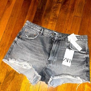 ZARA ZW THE HIGH WAIST SHORTS